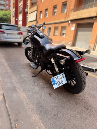 Moto daelim daystar 125 VL estilo BOBER