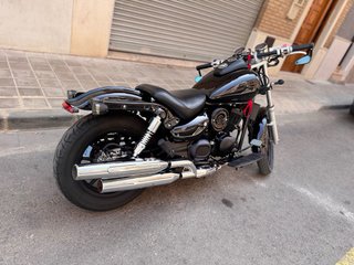Moto daelim daystar 125 VL estilo BOBER