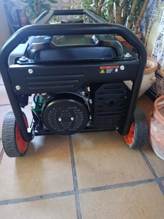 Generador Eléctrico Gerenery 5000RC