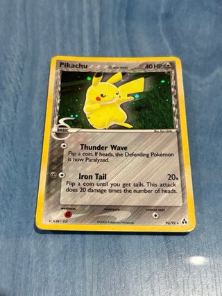 Carta pokémon: Pikachu 93/92 inglés