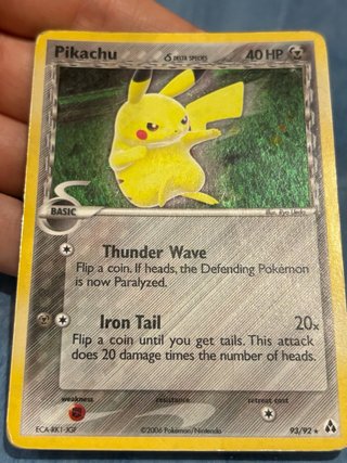 Carta pokémon: Pikachu 93/92 inglés