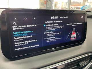 Hyundai Santa Fe 2023