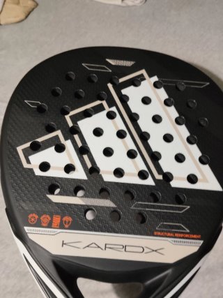 Pala de pádel Adidas