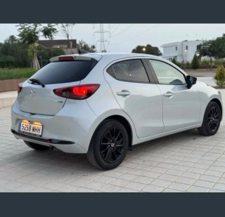 #Coche Mazda 2 Homura 2023 con 40.000KMS