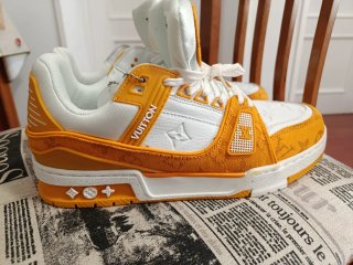 Zapatos Louis Vuitton Naranja y Blanco