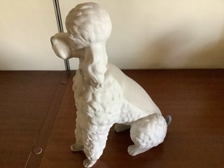 Caniche Porcelana Lladró Mate Made in Spain Vinta