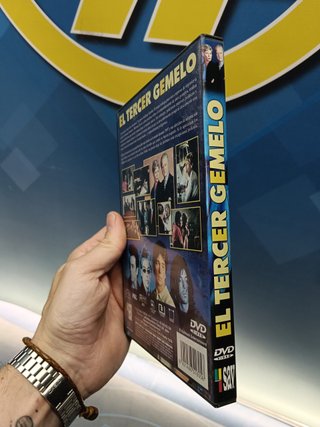 DVD, El tercer Gemelo