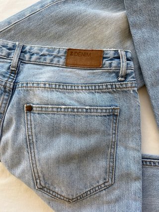 Pantalones vaqueros azules.De largo:101cm