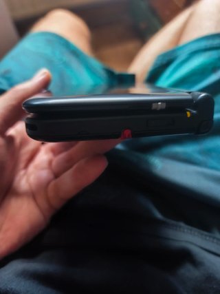 Nintendo 3DS XL con caricatore e stilo sd4gb