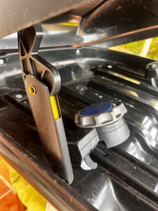 cofre baul de techo norauto bermude 4000