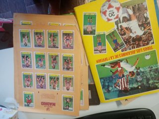 Colección cromos fútbol años 70 Hay algo de 80/81