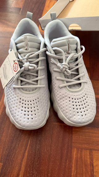Nike Mind 12 Plata/Blanco