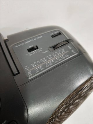 Radio Cassette Sanyo CD Digital Audio