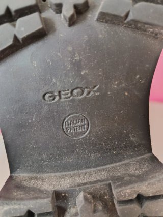 Botas Geox Cuero Negras Nuevas