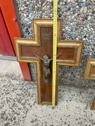 2 Crucifijos Antiguos Madera y Bronce