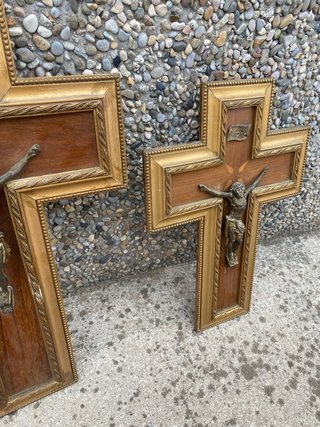 2 Crucifijos Antiguos Madera y Bronce