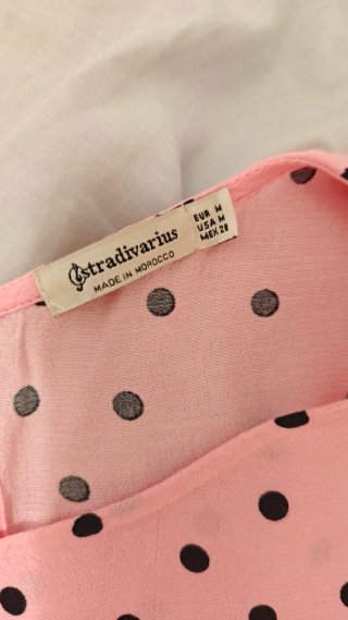 Vestido rosa lunares Stradivarius