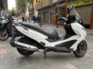 Kymco Grand Dink 300 Euro 5 Blanca