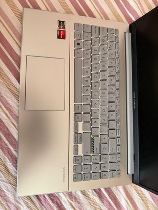 ASUS Vivobook Go 15 AMD Ryzen 5
