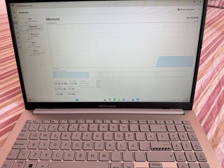 ASUS Vivobook Go 15 AMD Ryzen 5