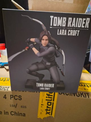 Figura Lara Croft Tomb Raider