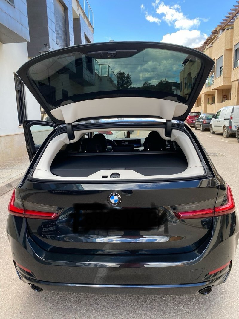 BMW Serie 3 2023 - foto 1