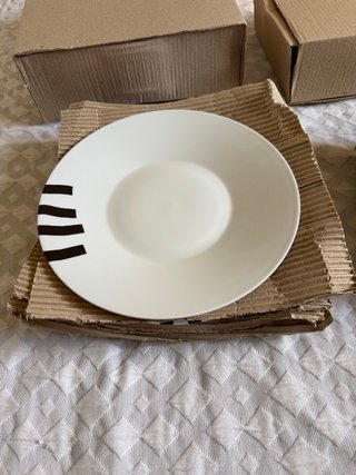 Set di stoviglie Chillida NUOVO 18 pezzi + 1 piatto fondo