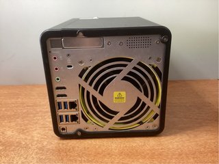 QNAP TS-453Be NAS - SIN PROBAR