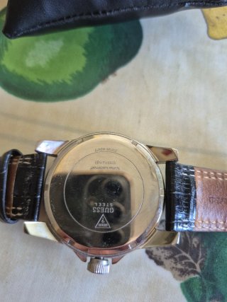 Reloj Guess Negro Correa Cuero