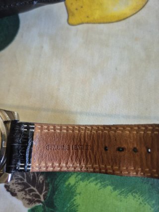 Reloj Guess Negro Correa Cuero