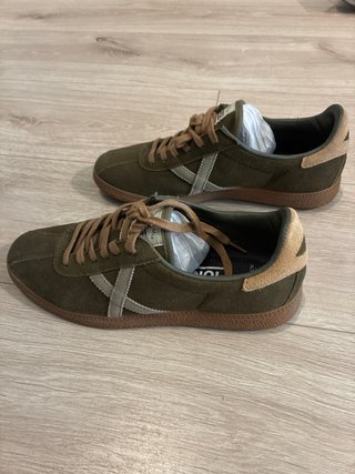 Zapatillas Munich Baru 181 Verde/Beige