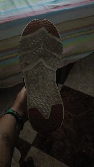 Zapatillas Skechers Negras y Naranja