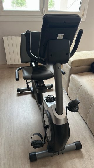 Bicicleta Estática Negra y Gris