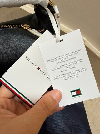 Bolso Negro Tommy Hilfiger