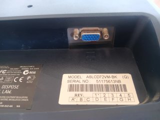 Monitor NEC AccuSync LCD72VM con finitura argentata e nera