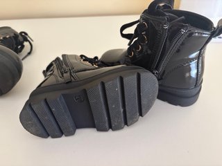 Botas militares charol negras