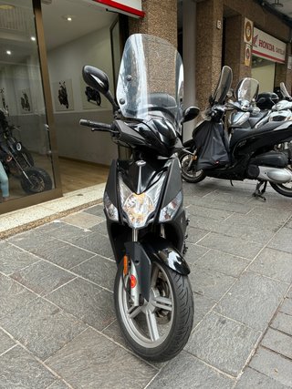 Kymco Agility City 125 Negra