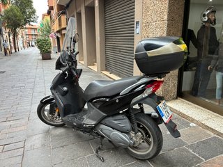 Kymco Agility City 125 Negra