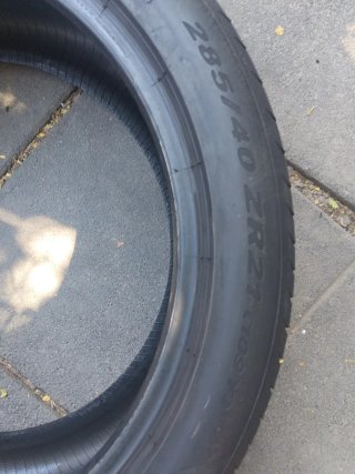 Neumáticos 285/45-ZR21