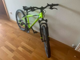 Bicicleta Rockrider 24 Neón.