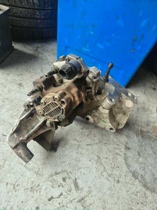 Bomba inyectora renault scenic