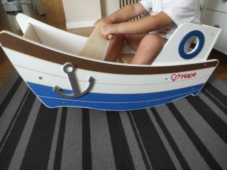 Barco balancín Hape para niños
