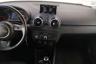 Audi A1   Attracted 1.0 TFSI 70kW 95CV Sportback