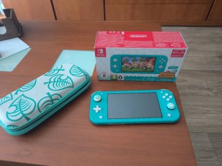Nintendo Switch Lite Verde + Funda Animal Crossing
