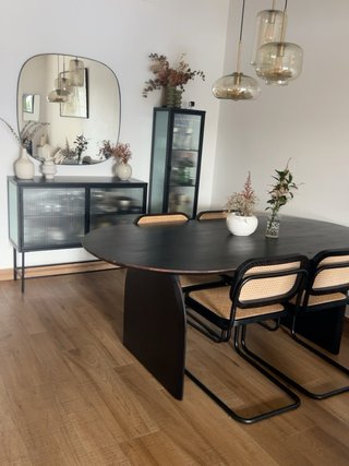 Mesa comedor madera negra ovalada 2 metros
