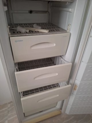 Congelatore Indesit a 6 cassetti