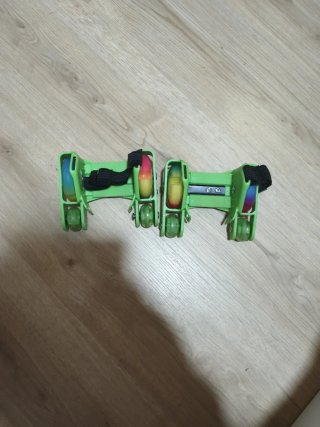 Patines Infantiles Ajustables Verdes