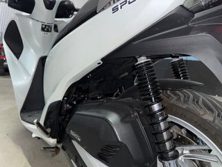 Honda SH 125i Scooter Blanca