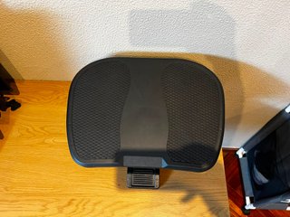 Reposapiés HOMCOM Ajustable Negro