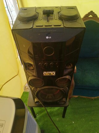 Altavoz LG Negro 500W